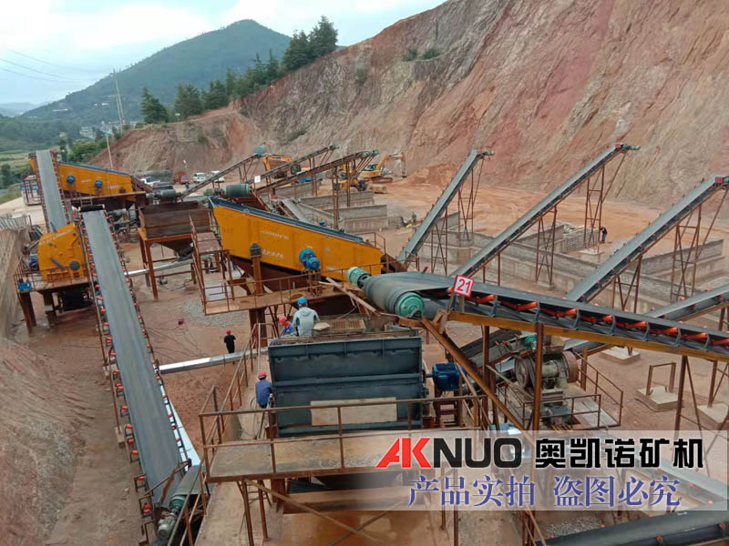 移動式礦山石料破碎機能夠搭載十幾種破碎設備高效破碎篩分 移動式礦山石料破碎機能夠搭載十幾種破碎設備高效破碎篩分