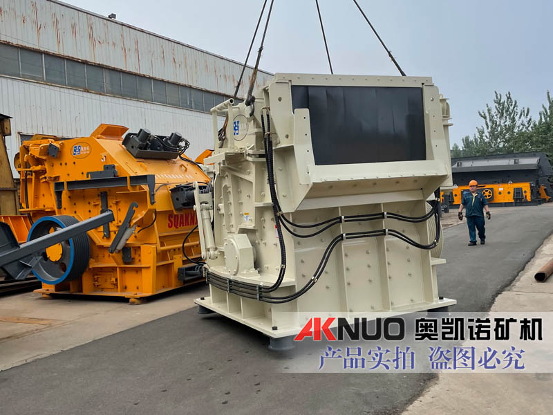 反擊式破碎機自動化操作程度高,更省時省力 反擊式破碎機自動化操作程度高,更省時省力